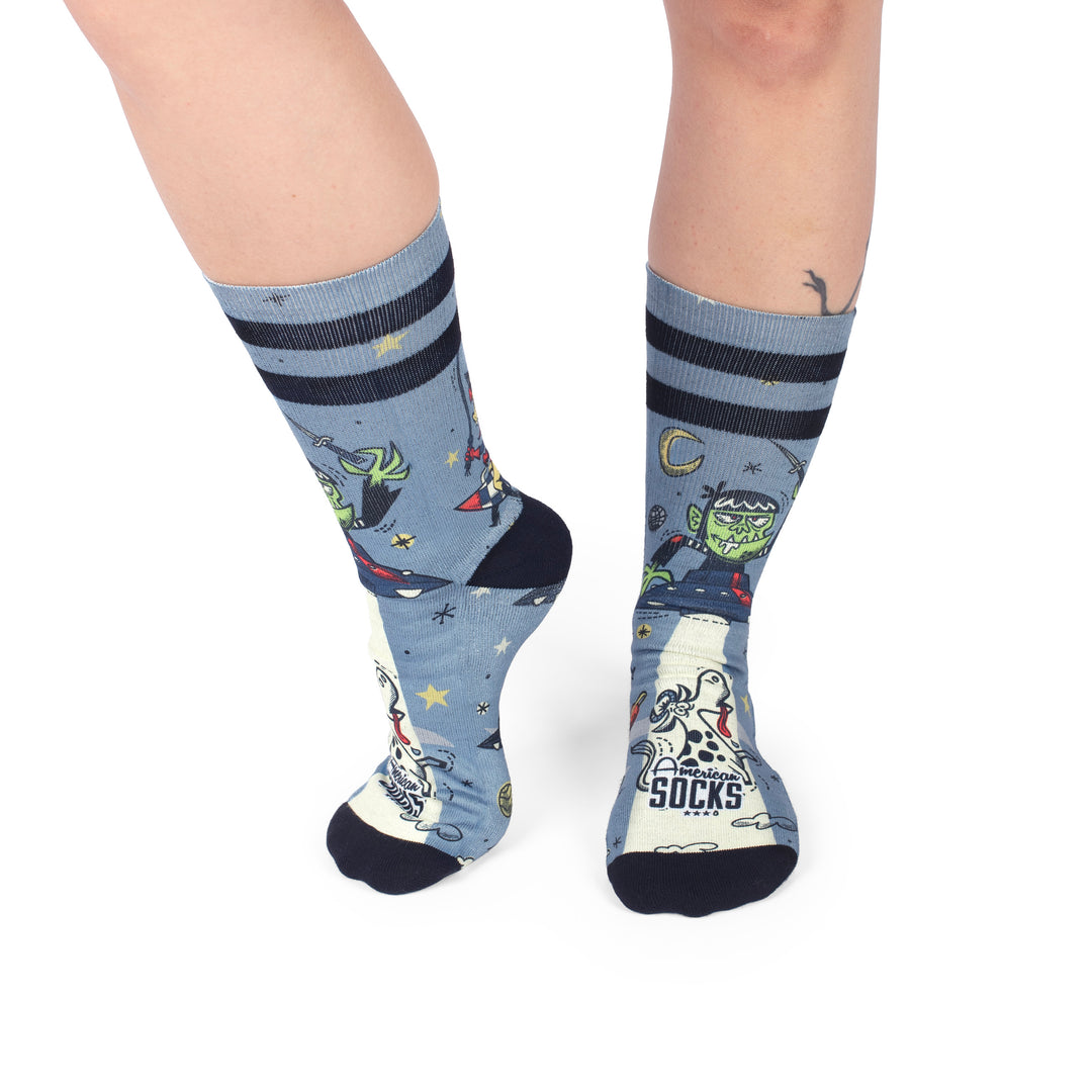Socks with Graphics | Alien Snatch - Mid High Socks