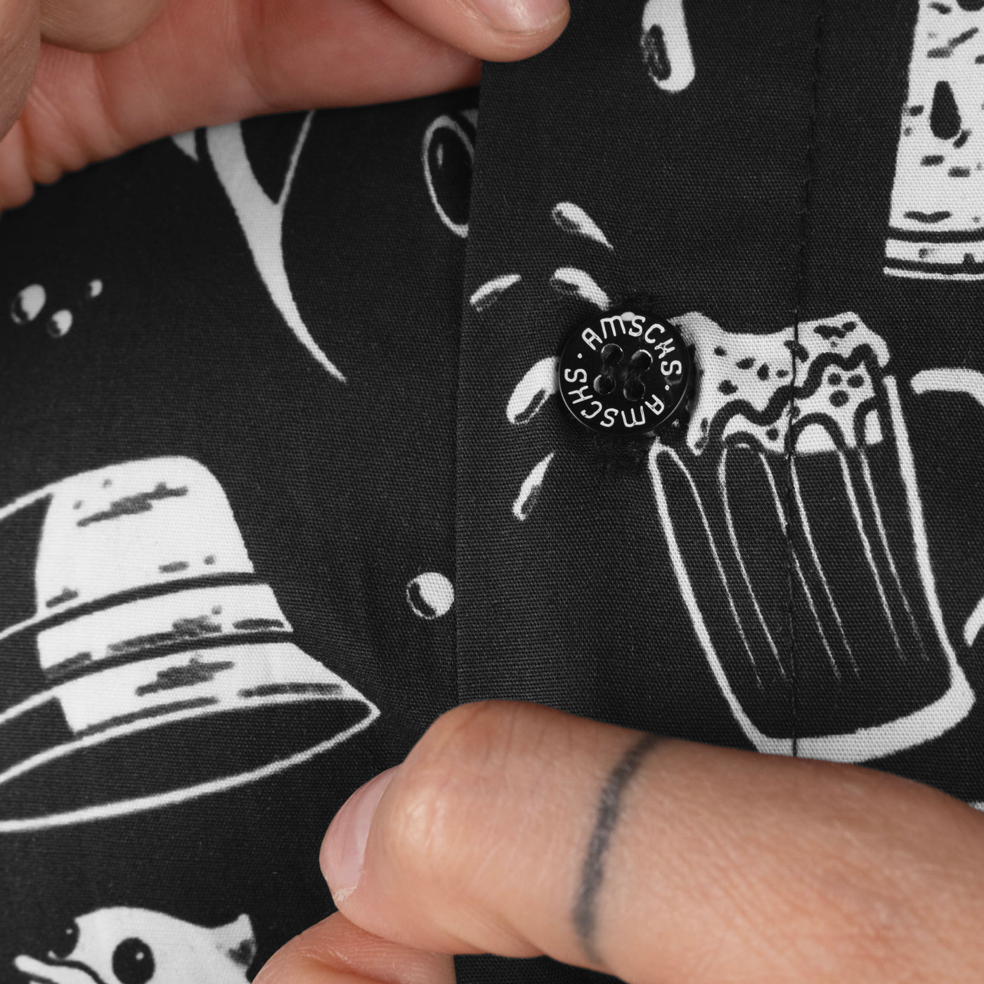 Daisies - Shirt